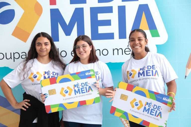 Pagamento do Pé-de-Meia começa nesta segunda, 31. Confira calendário