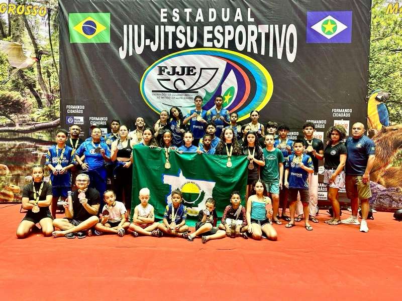 Atletas luverdenses conquistam diversas medalhas dentro e fora de casa no final de semana