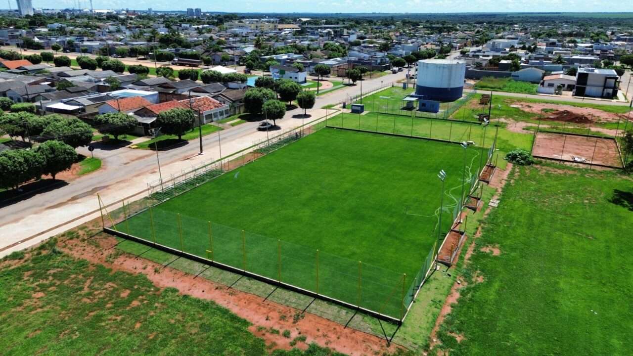 Vereadores propõem batizar campo society em Lucas com nome de pioneiro