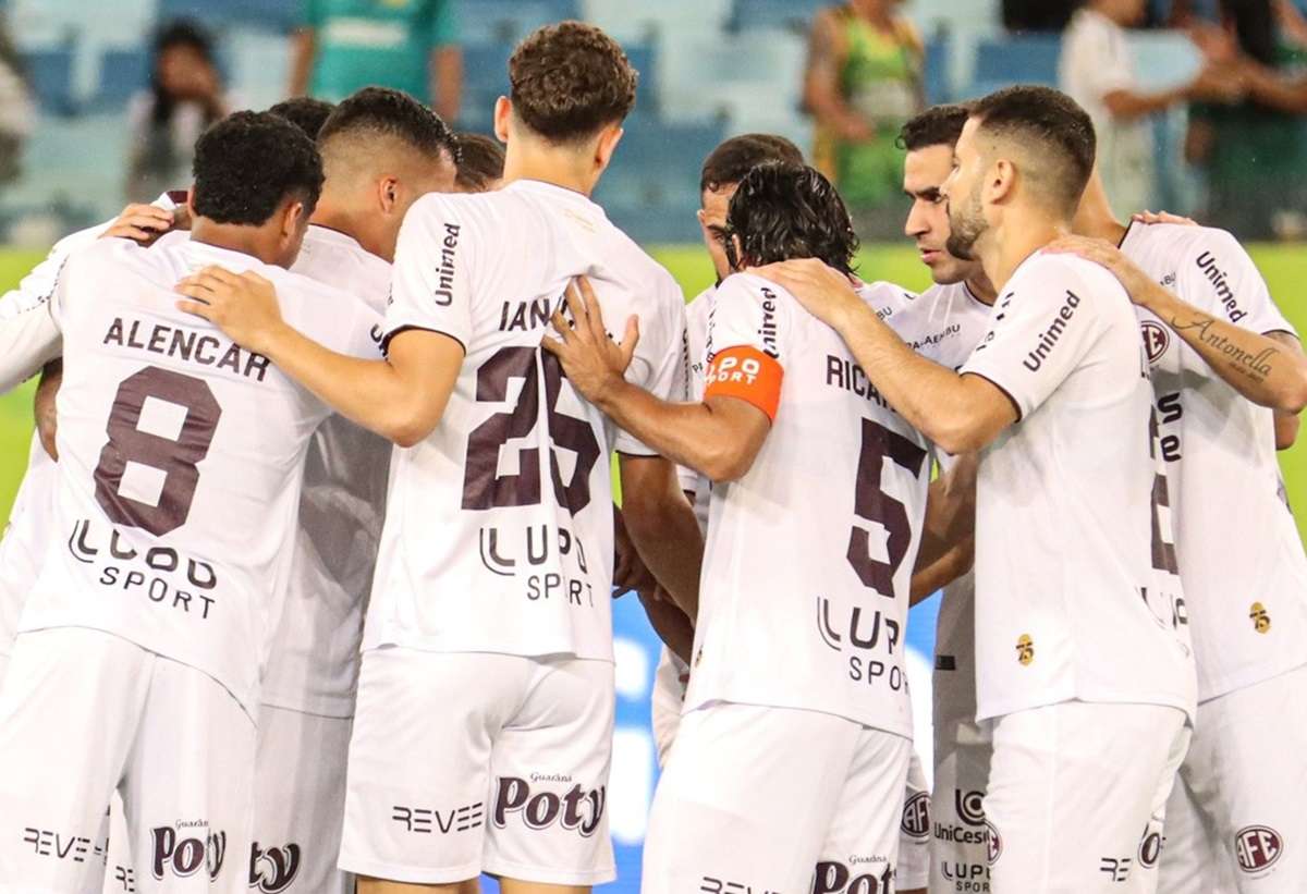 Ferroviária x Coritiba: onde assistir, escalações e tudo sobre o duelo da Série B