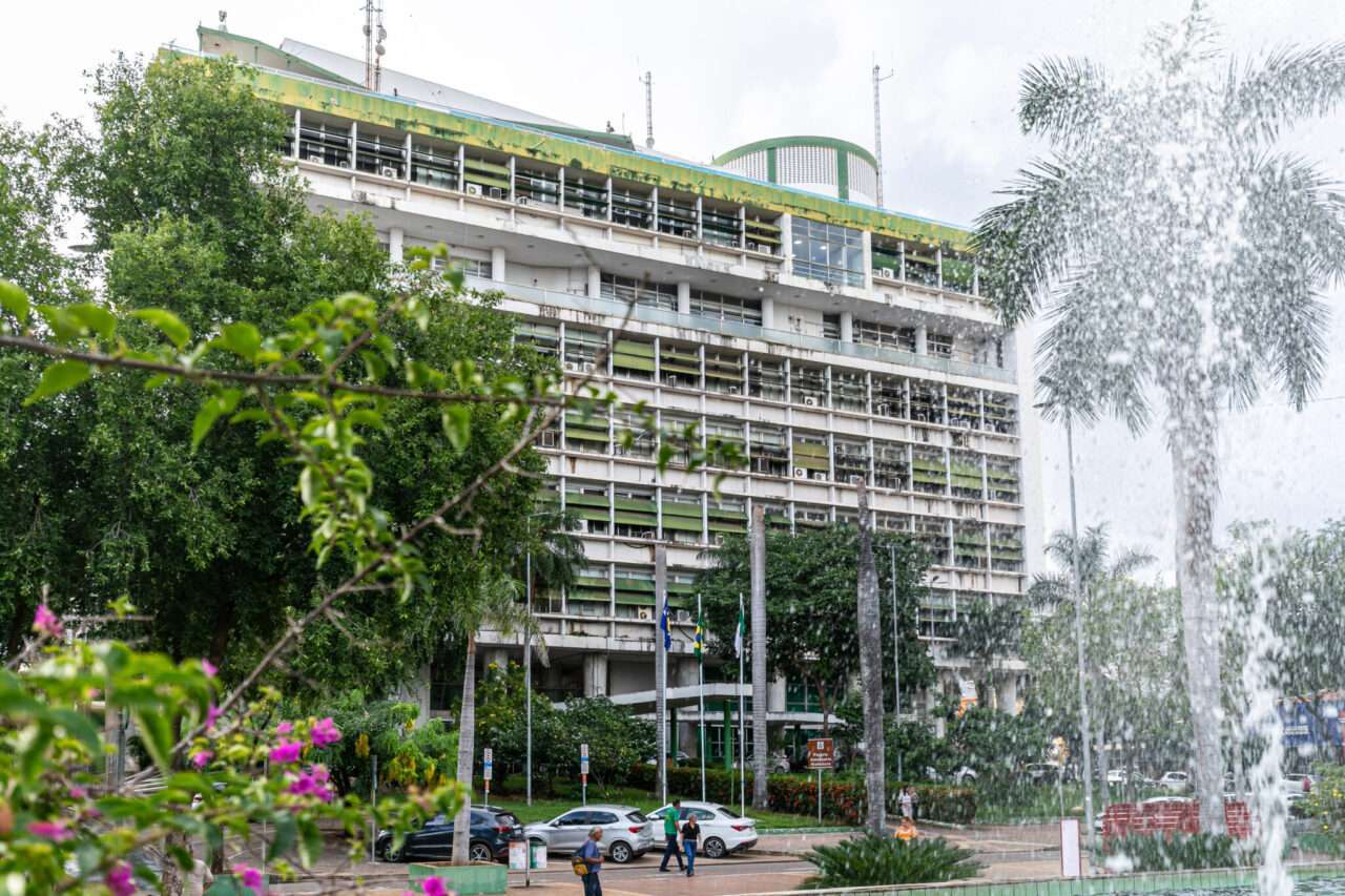 Prefeito de Cuiabá sanciona lei que cria nova agência de regulação de serviços públicos