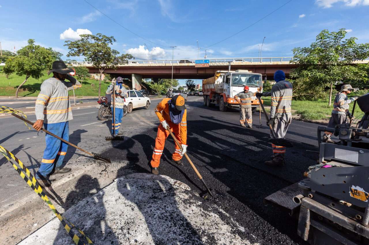 Treze pontos de Cuiaba recebem operacao tapa buraco em 2 dias scaled