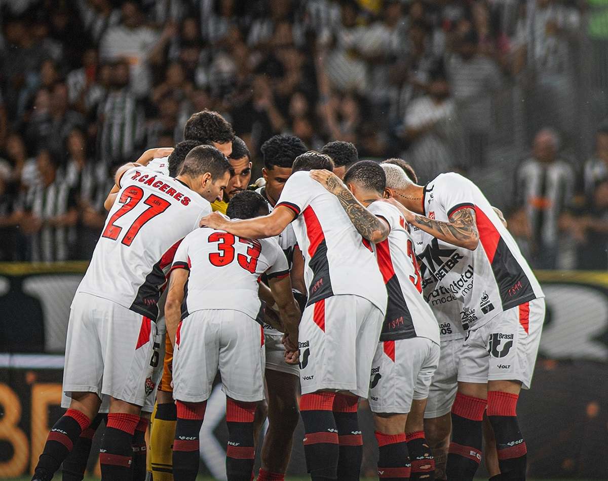 Vitória x Fortaleza: Onde assistir ao vivo, escalações e tudo sobre o duelo nordestino da 4ª rodada do Brasileirão