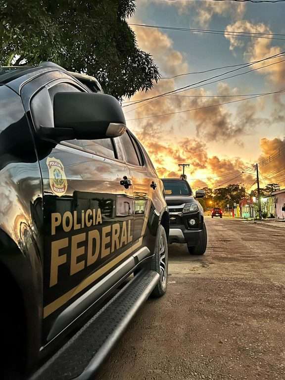 Polícia Federal cumpre mandados judiciais na Operação Escudo Eleitoral -